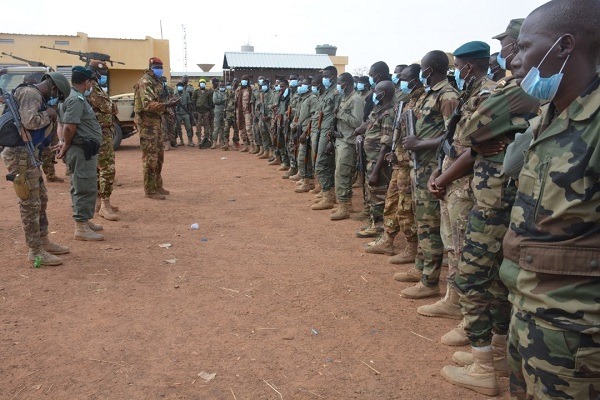 Mali : Les FAMa repoussent une attaque terroriste à Guiré (Nara)