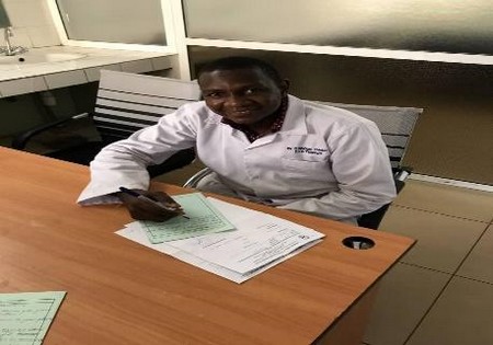 Dr. Daniel Dakouo, médecin en spécialisation : « 16,7% d’hommes souffrent de fistule anale