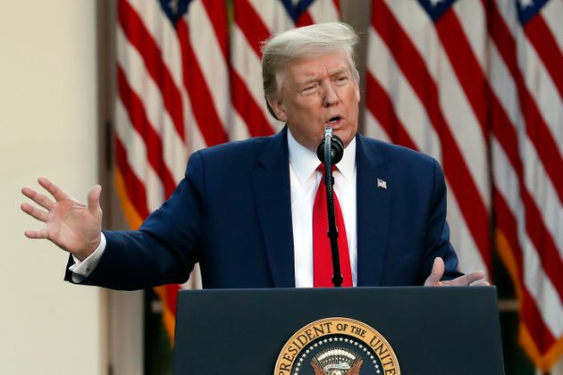 Trump s’en prend à l’ex-collaboratrice de la Maison Blanche qui a témoigné contre lui : “Elle vit dans un monde imaginaire”